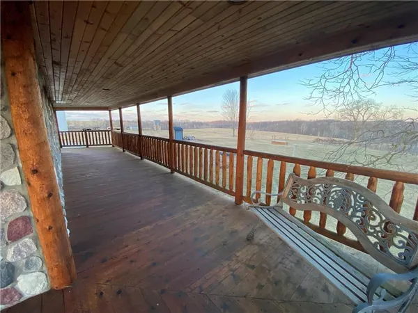 $617,500 | S6966 Johnson Avenue, Viroqua, WI 54665