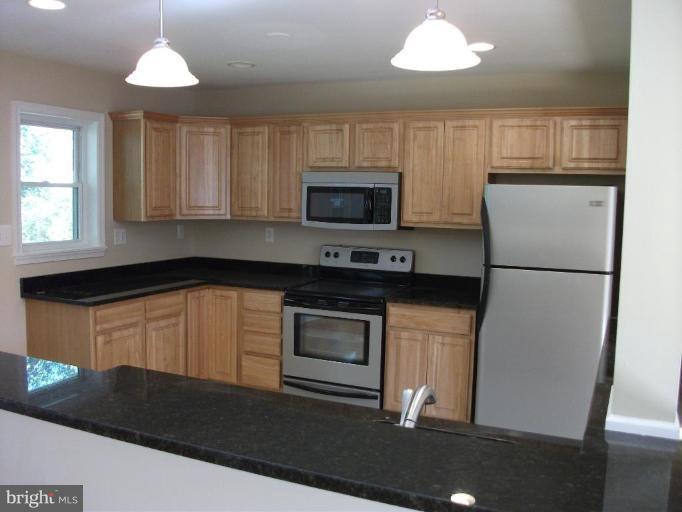 4504 Henderson Road Temple Hills, MD 20748 - Photo 3 of 15 Kitchen
