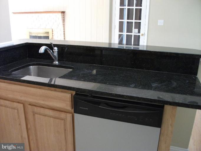 4504 Henderson Road Temple Hills, MD 20748 - Photo 4 of 15 Kitchen #2