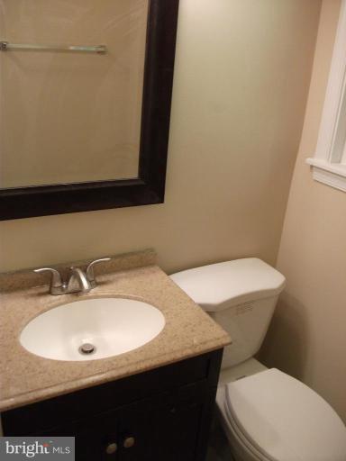 4504 Henderson Road Temple Hills, MD 20748 - Photo 7 of 15 Bath #1