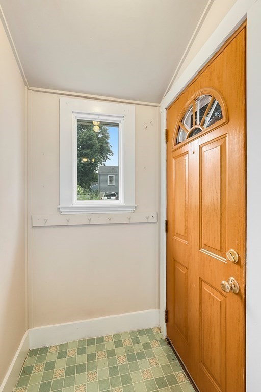 83 Evans Road Marblehead, MA 01945 - Photo 20 of 41 Gallery Image 20
