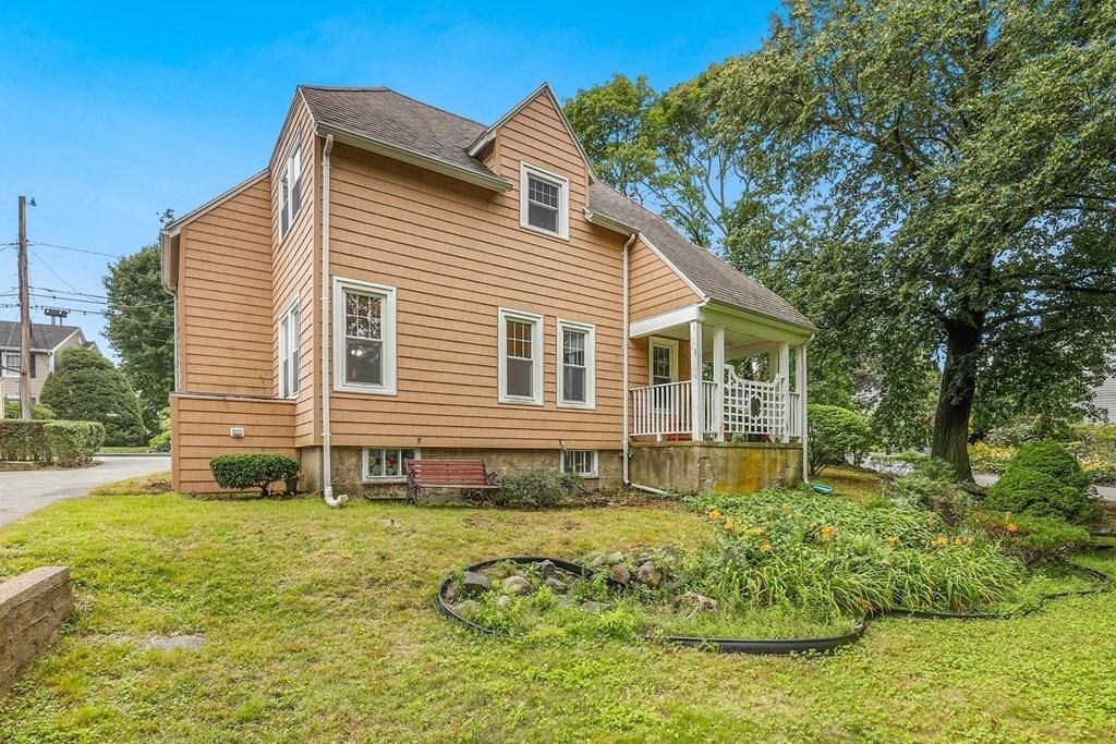 83 Evans Road Marblehead, MA 01945 - Photo 34 of 41 Gallery Image 34