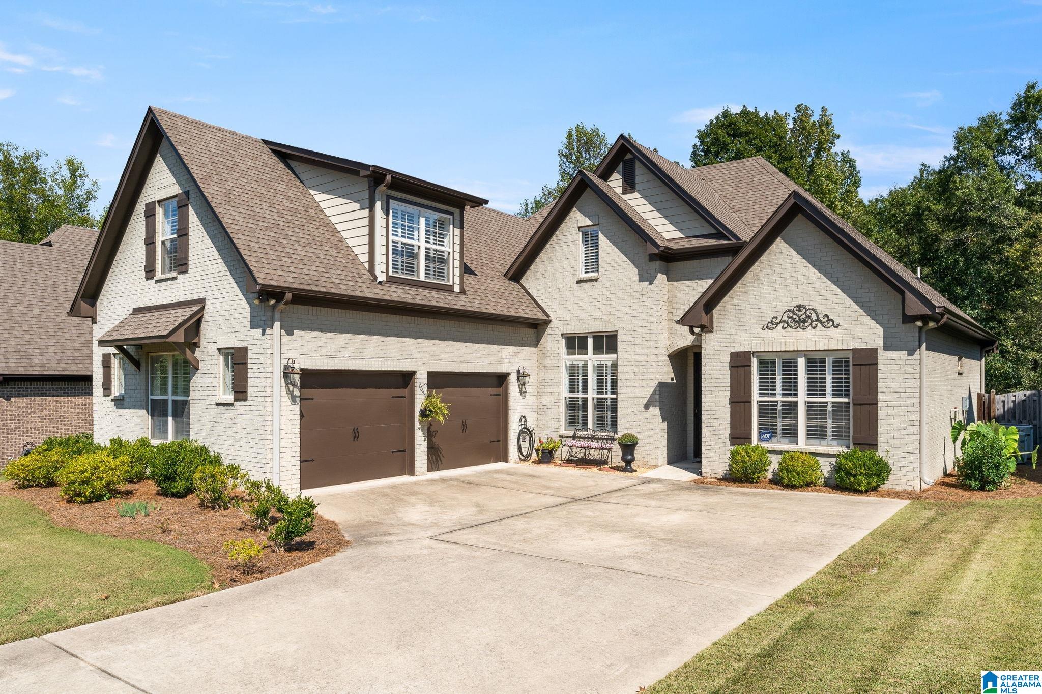 302 Dunrobin Circle Pelham, AL 35124 - Photo 1 of 32