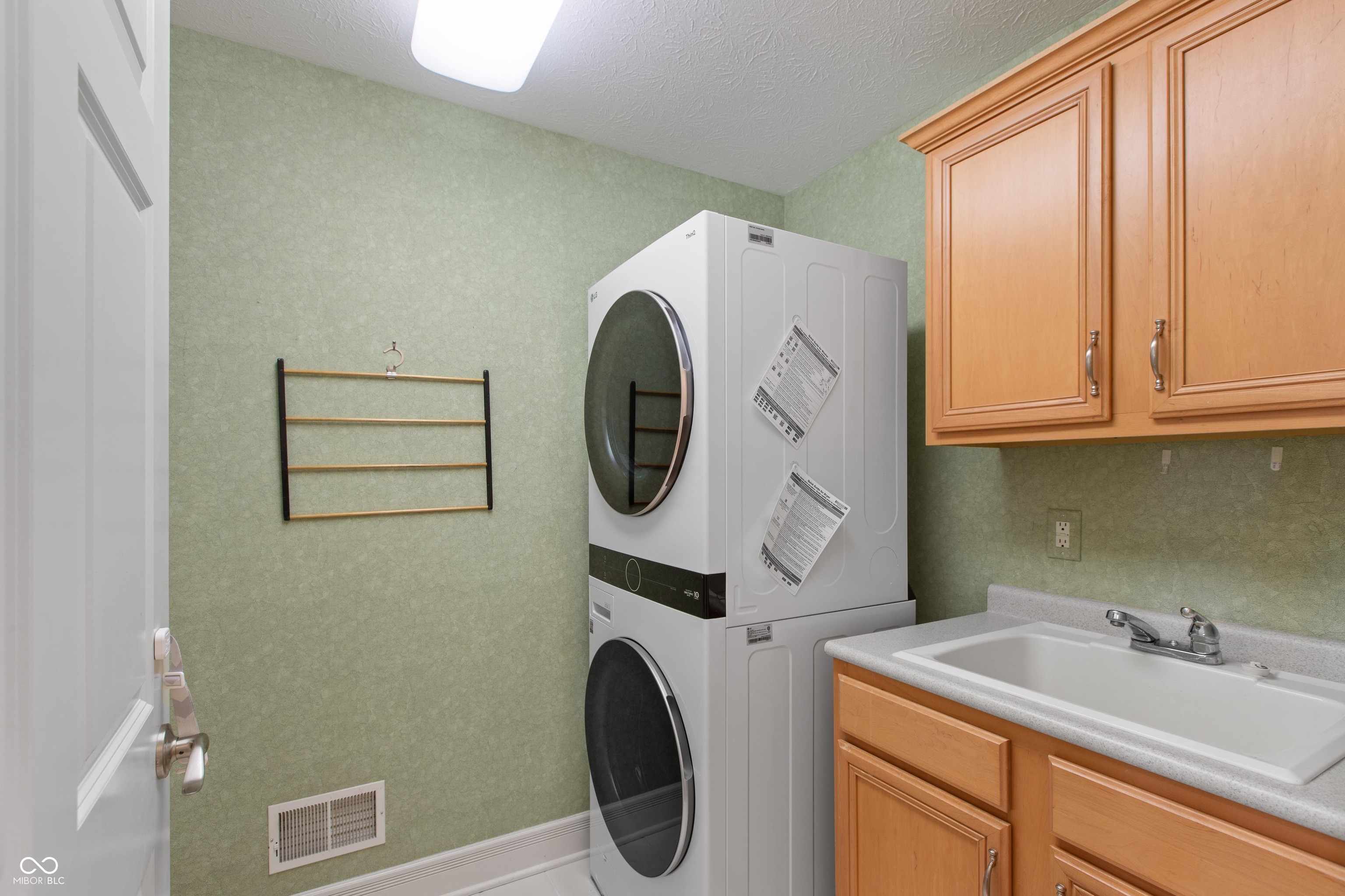 11065 Spice Lane Fishers, IN 46037 - Photo 30 of 47