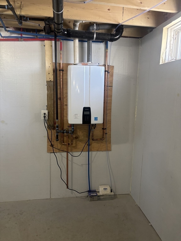 106 Almira Road Springfield, MA 01119 - Photo 31 of 32