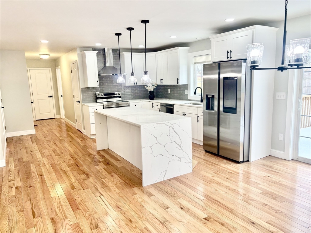 106 Almira Road Springfield, MA 01119 - Photo 6 of 32