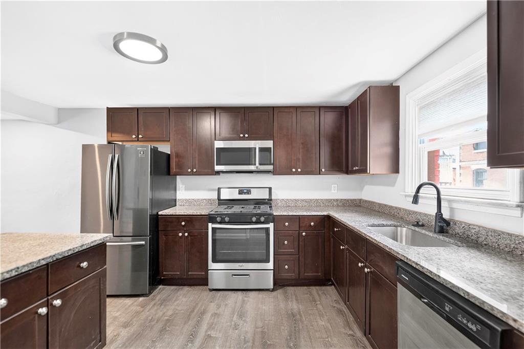 73 South 14th Street Pittsburgh, PA 15203 - Photo 7 of 49