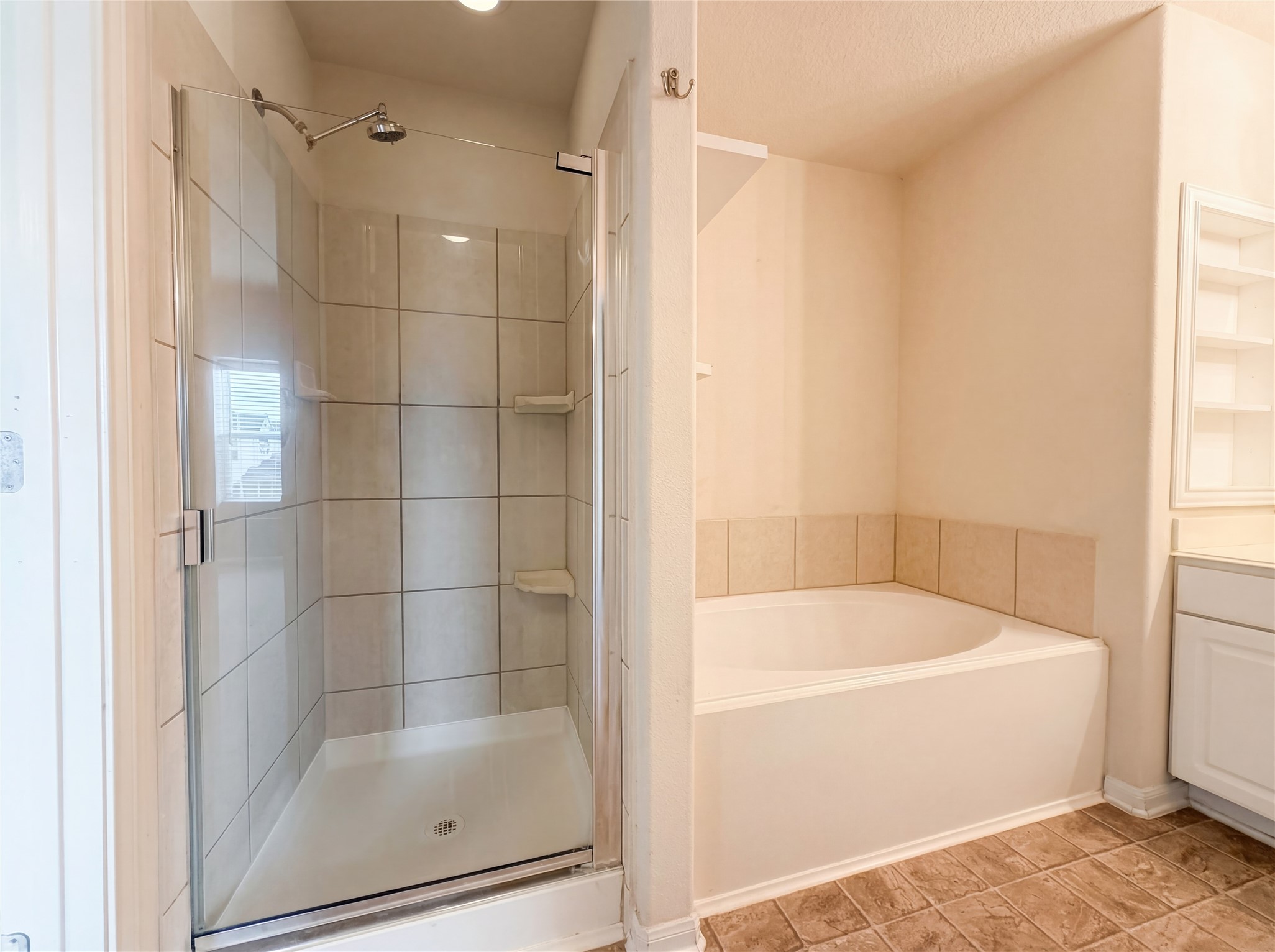 9881 Hyacinth Way Conroe, TX 77385 - Photo 15 of 18