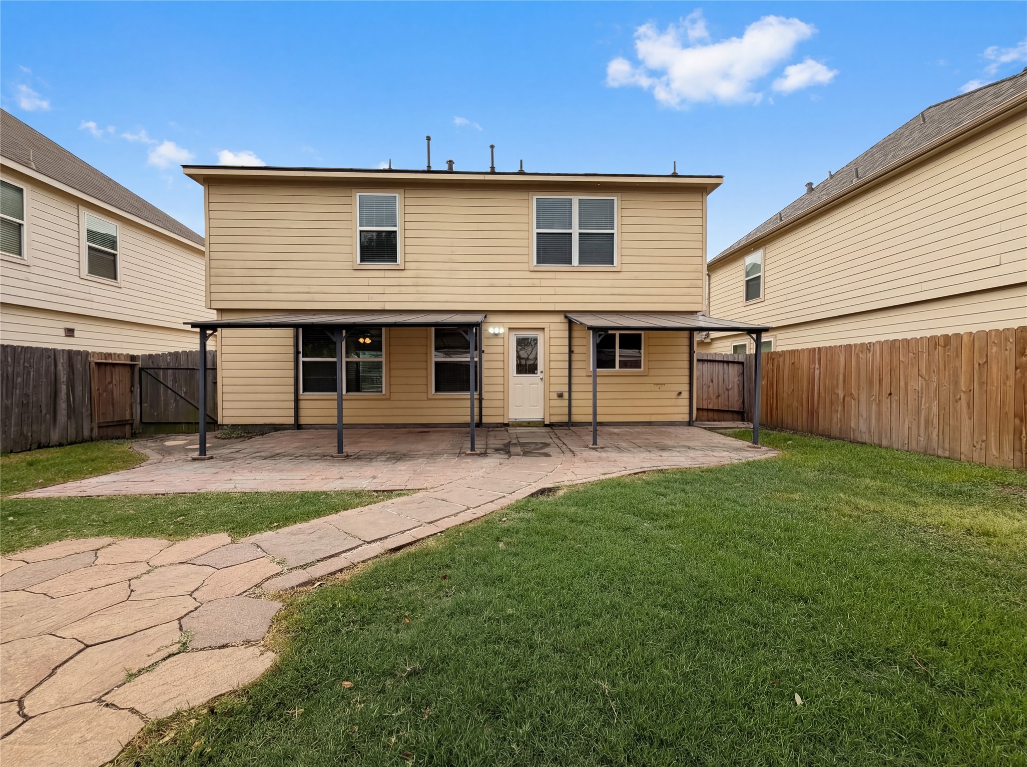 9881 Hyacinth Way Conroe, TX 77385 - Photo 5 of 18