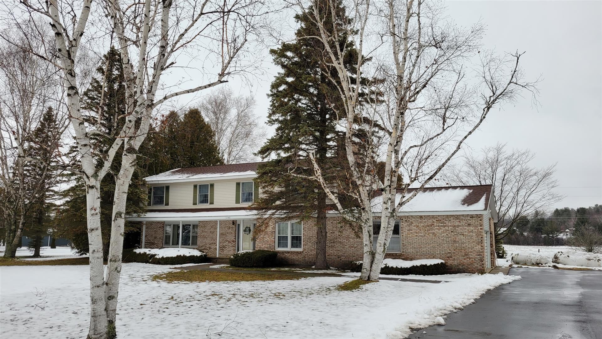 10540 Moonlight Bay Road Cheboygan, MI 49721 - Photo 2 of 45 Gallery Image 2