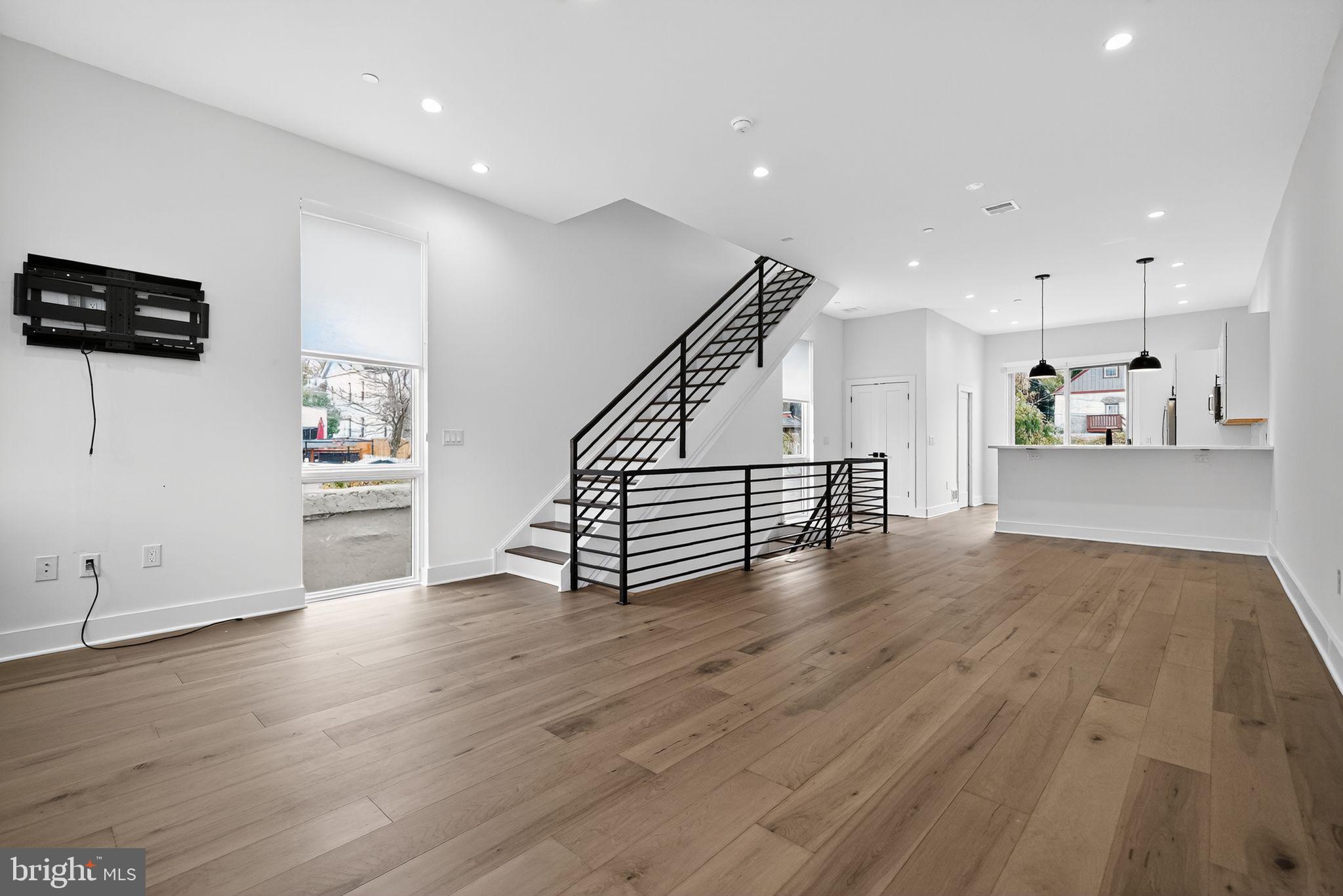 6522 Magnolia Street Philadelphia, PA 19119 - Photo 12 of 47