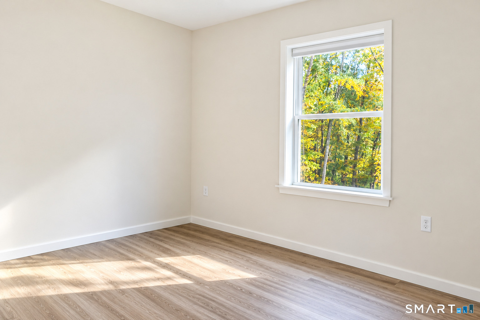 385 Woodbine Road, Unit A Stamford, CT 06903 - Photo 9 of 14 Gallery Image 9
