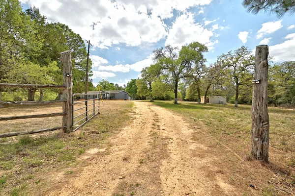 $495,000 | 159 Farris Lane, Smithville, TX 78957