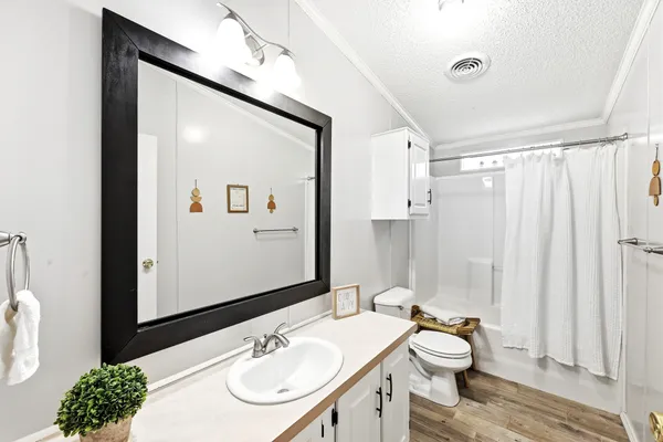 $495,000 | 159 Farris Lane, Smithville, TX 78957