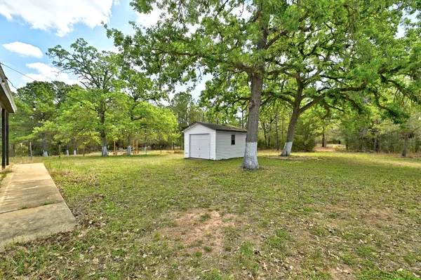 $495,000 | 159 Farris Lane, Smithville, TX 78957