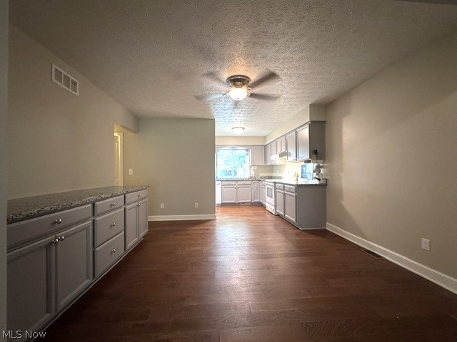 305 Guy's Run Road, Unit 305 Akron, OH 44319 - Photo 18 of 37 dining area