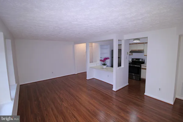 $230,000 | 8380 Brockham Drive, Alexandria, VA 22309
