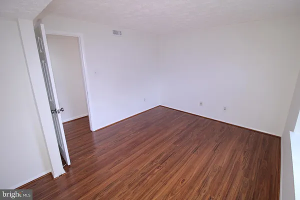 $230,000 | 8380 Brockham Drive, Alexandria, VA 22309