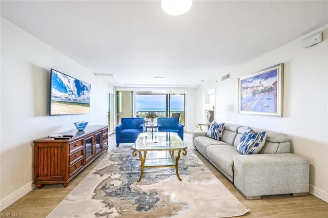 $18,000 | 6849 Grenadier Boulevard, Unit 1704, Naples, FL 34108