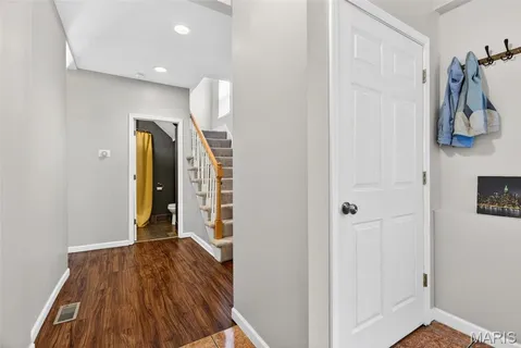 $249,900 | 4739 Hummel Avenue, St. Louis, MO 63116