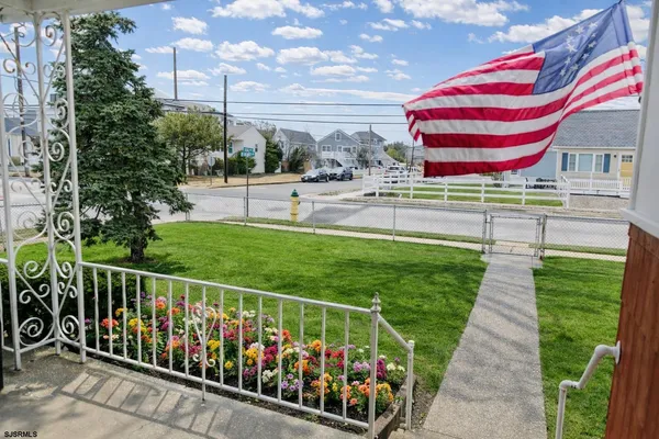 $4,000 | 1118 West Beach Avenue, Brigantine, NJ 08203