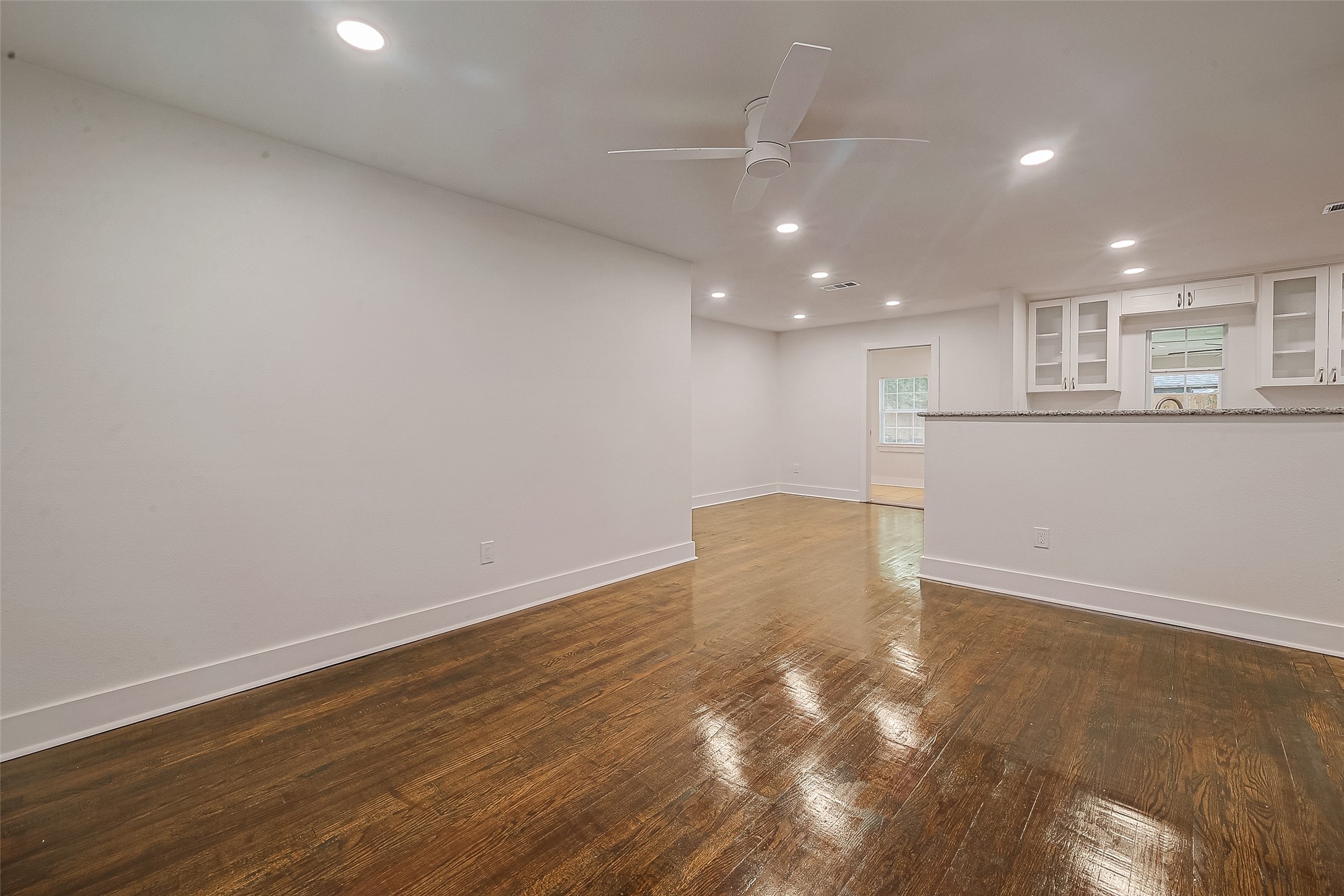 5703 Belmark Street Houston, TX 77033 - Photo 2 of 43 a view of kitchen and a window