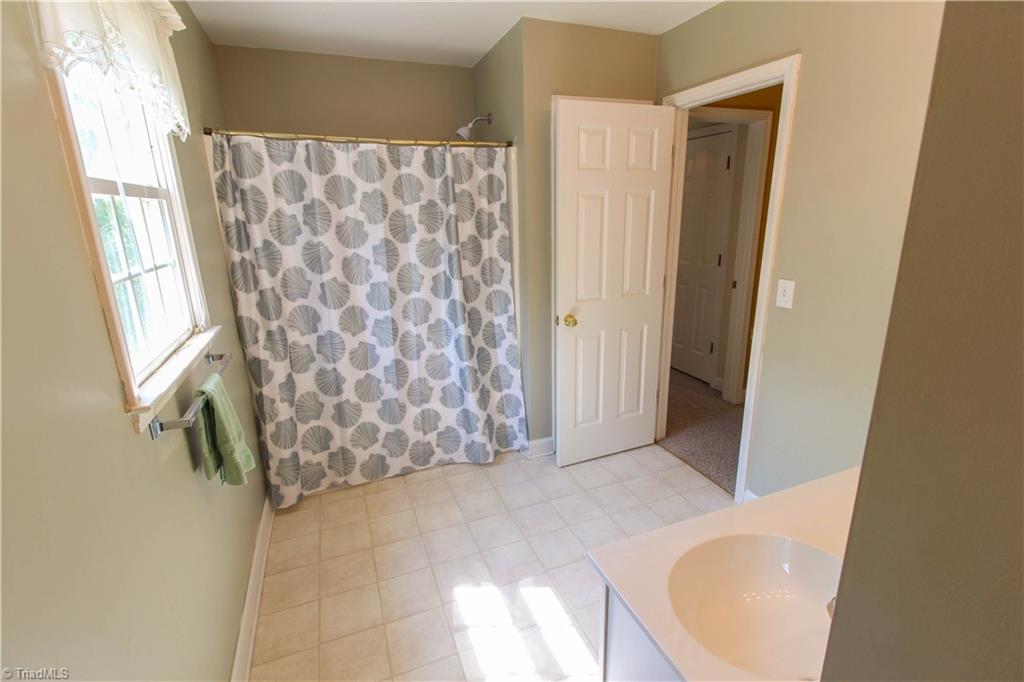229 Ridge Drive Lexington, NC 27295 - Photo 21 of 29 Gallery Image 21