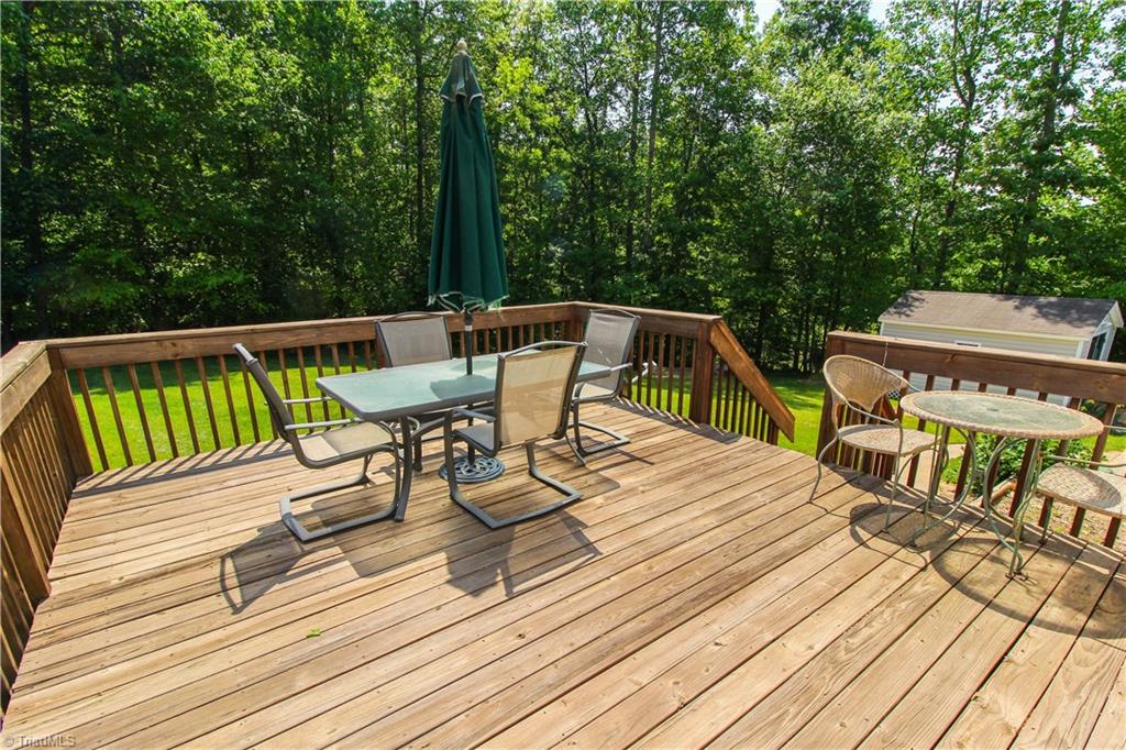 229 Ridge Drive Lexington, NC 27295 - Photo 4 of 29 Gallery Image 4