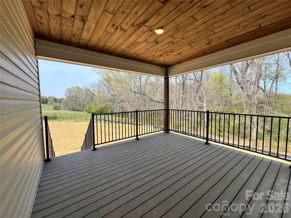 $385,000 | 42629 Greenview Drive, Albemarle, NC 28001