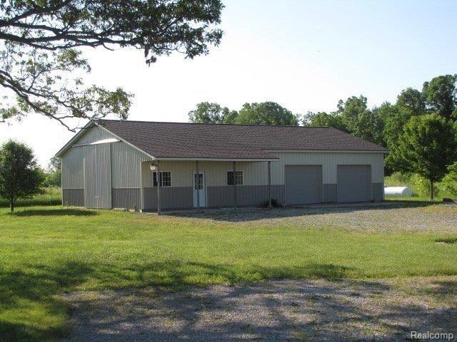 409 Elliott Road Fowlerville, MI 48836 - Photo 6 of 13 Barn