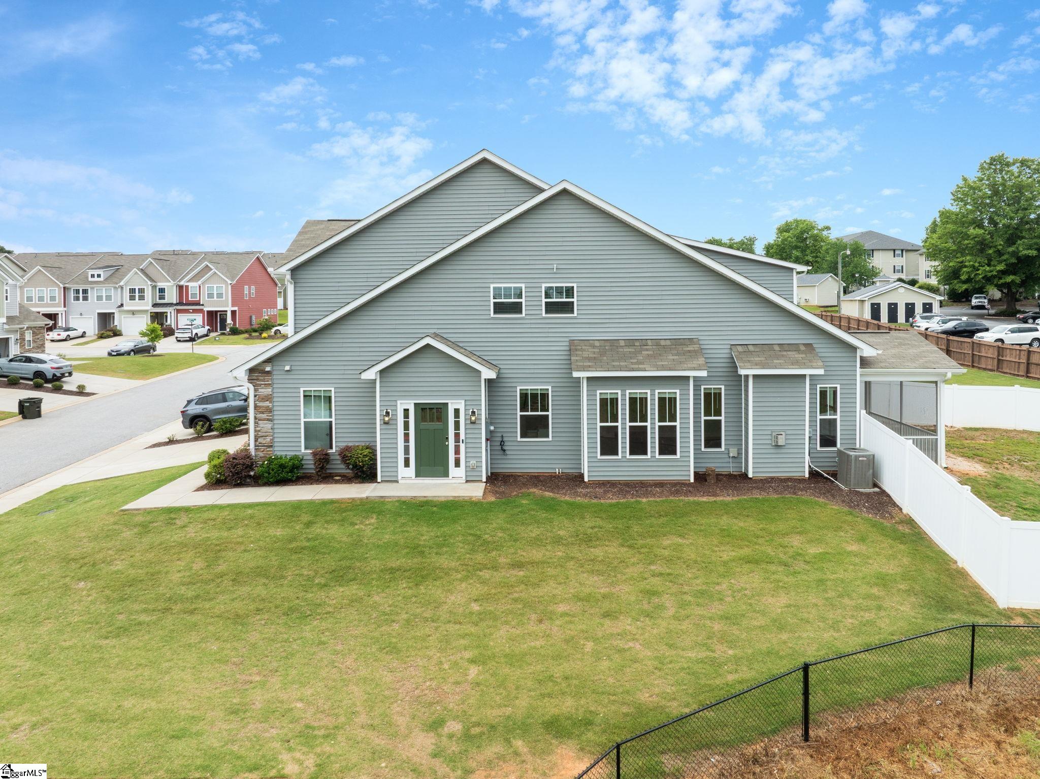 407 Albemarle Lane Greer, SC 29650 - Photo 4 of 39
