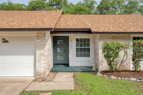 $595,000 | 5300 Suburban Drive, Austin, TX 78745
