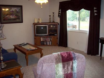 1516 Bell Road Niles, MI 49120 - Photo 4 of 11 20140724085809653236000000-o