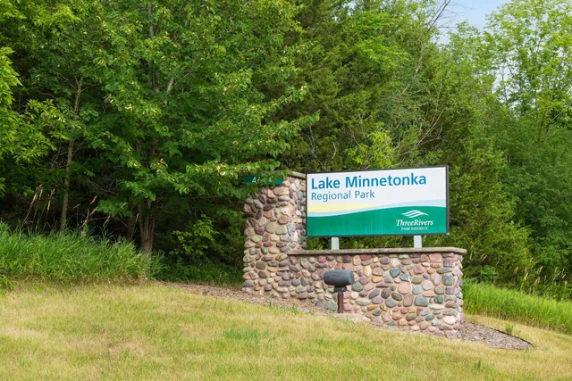 $3,895,000 | 3758 Woodland Cove Parkway, Minnetrista, MN 55331