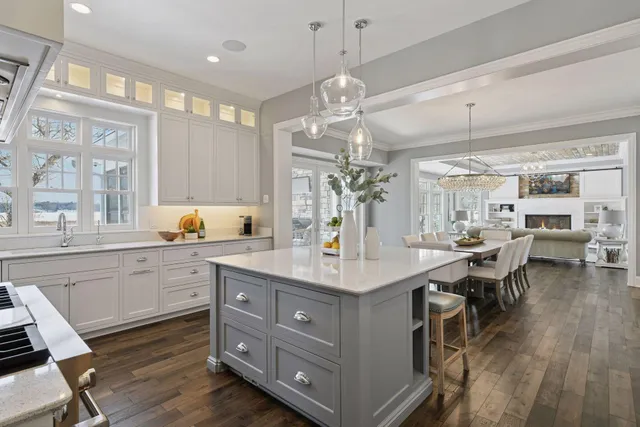 $3,895,000 | 3758 Woodland Cove Parkway, Minnetrista, MN 55331