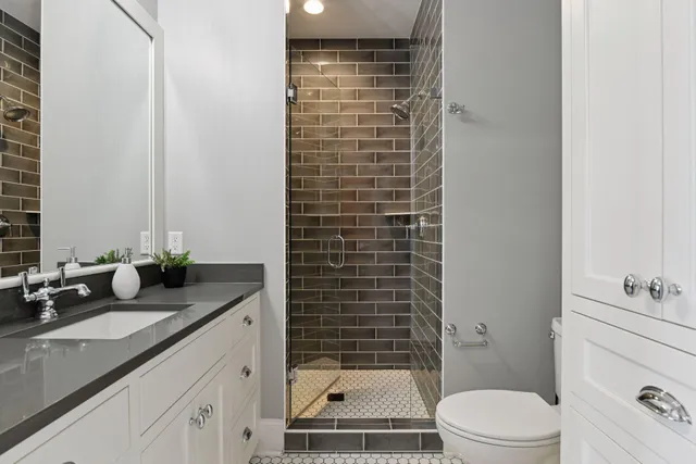 $3,895,000 | 3758 Woodland Cove Parkway, Minnetrista, MN 55331