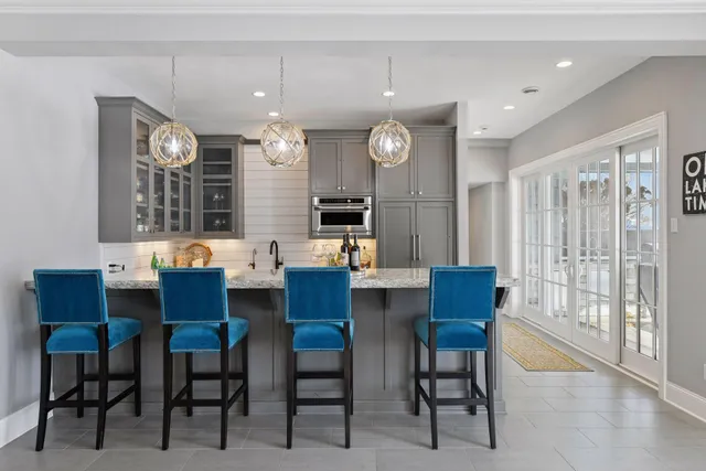 $3,895,000 | 3758 Woodland Cove Parkway, Minnetrista, MN 55331