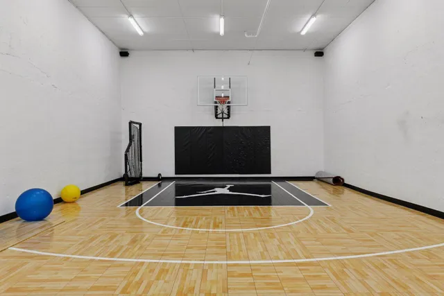 $3,895,000 | 3758 Woodland Cove Parkway, Minnetrista, MN 55331