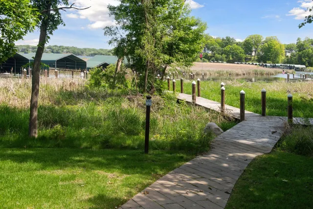 $3,895,000 | 3758 Woodland Cove Parkway, Minnetrista, MN 55331