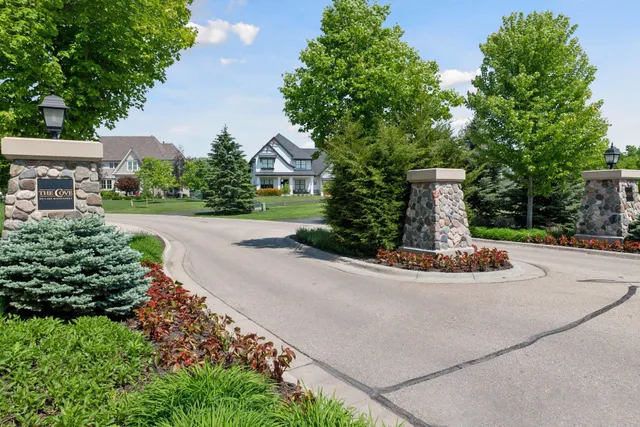 $3,895,000 | 3758 Woodland Cove Parkway, Minnetrista, MN 55331