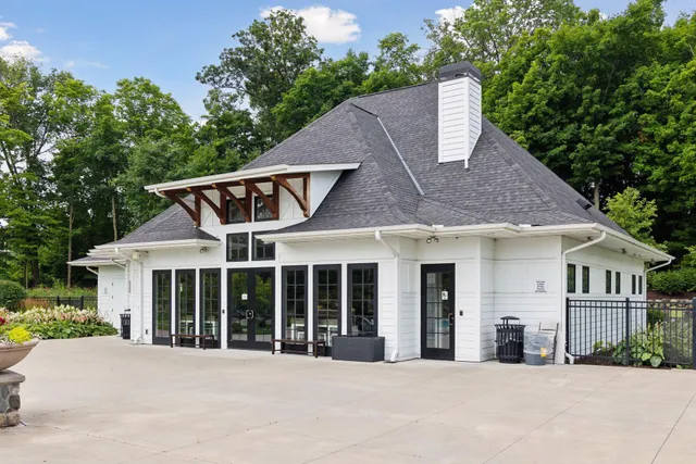 $3,895,000 | 3758 Woodland Cove Parkway, Minnetrista, MN 55331