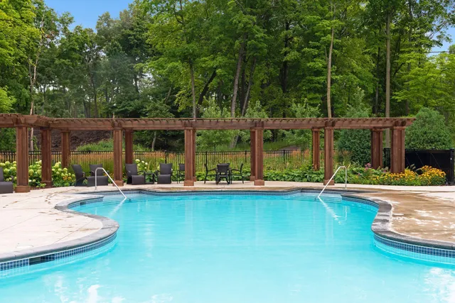 $3,895,000 | 3758 Woodland Cove Parkway, Minnetrista, MN 55331