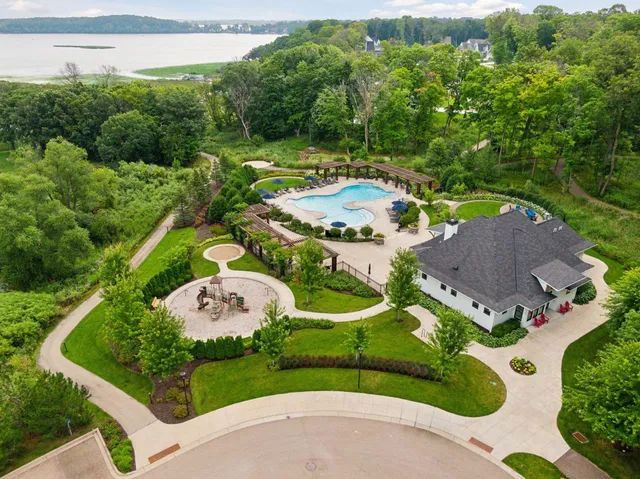 $3,895,000 | 3758 Woodland Cove Parkway, Minnetrista, MN 55331