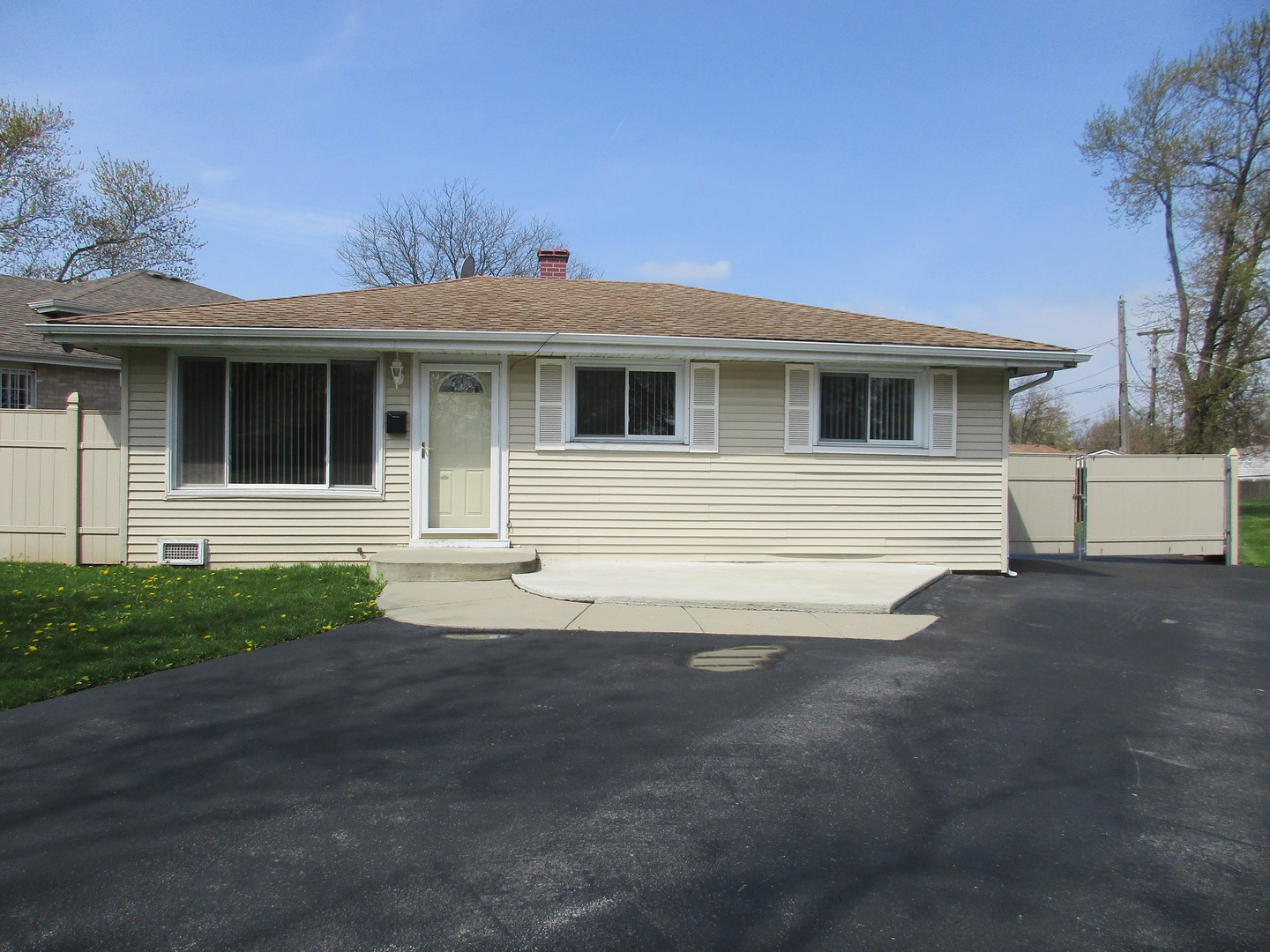 10600 Austin Avenue Chicago Ridge, IL 60415 - Photo 2 of 20