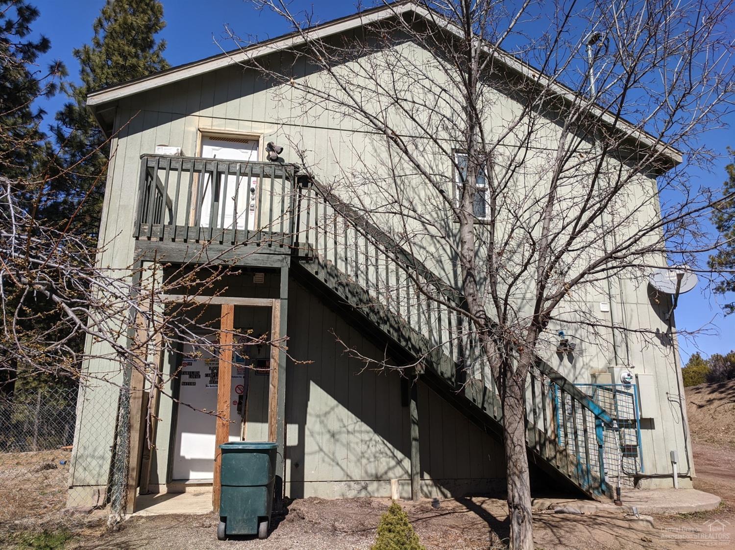 60025 Crater Road Bend, OR 97702 - Photo 2 of 16 Back of shop