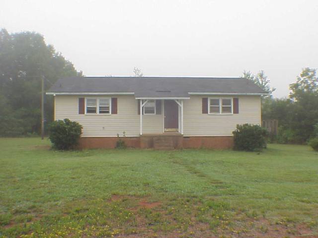 205 Holiday Lane Pendleton, SC 29670 - Photo 1 of 1