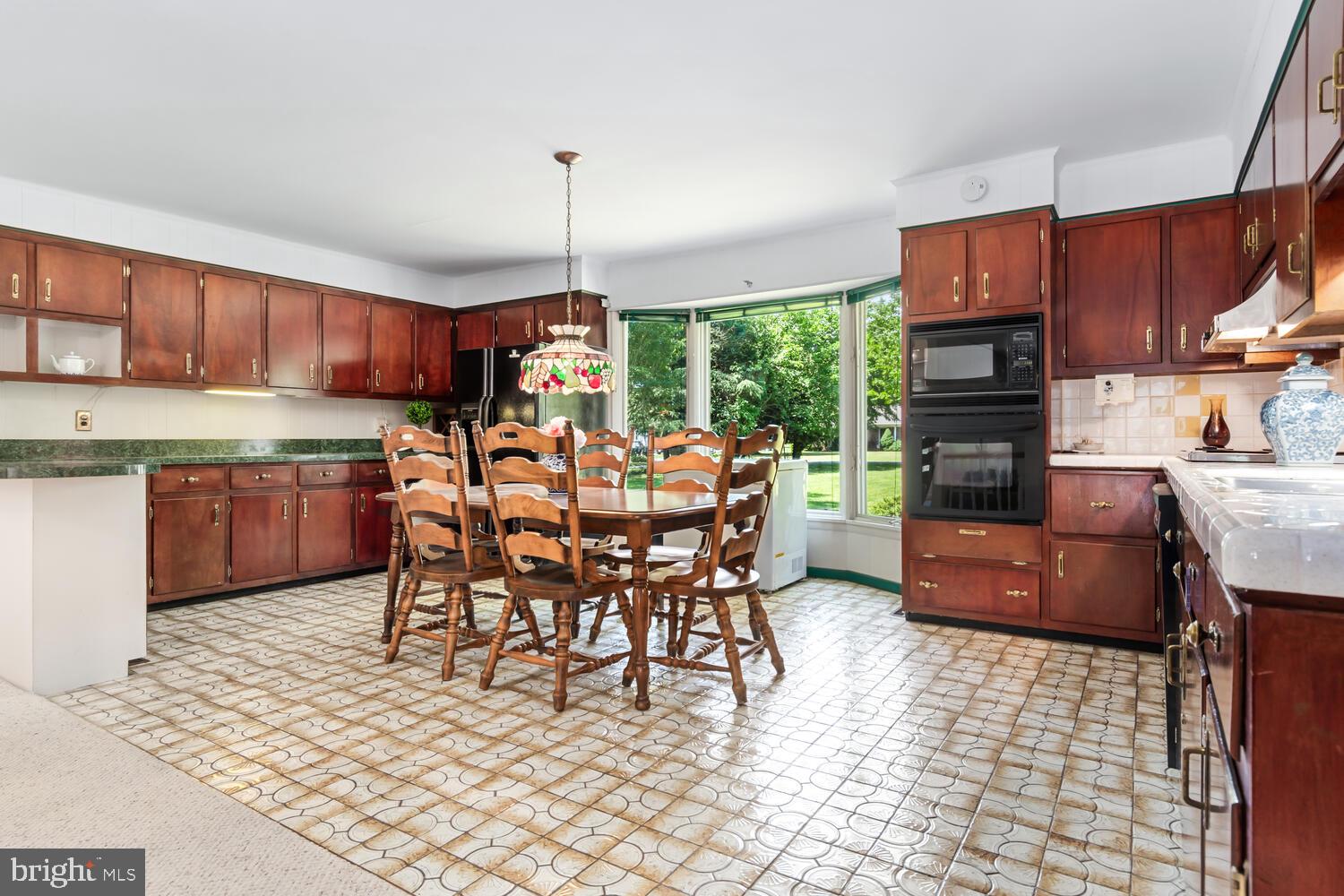 5533 Whitehall Road Cambridge, MD 21613 - Photo 18 of 38 Kitchen