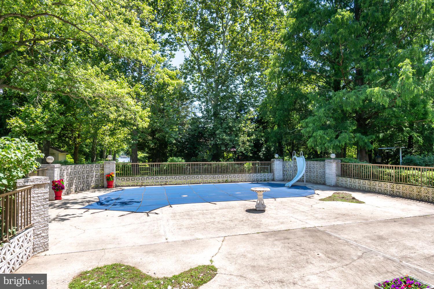 5533 Whitehall Road Cambridge, MD 21613 - Photo 8 of 38 Pool sold As Is