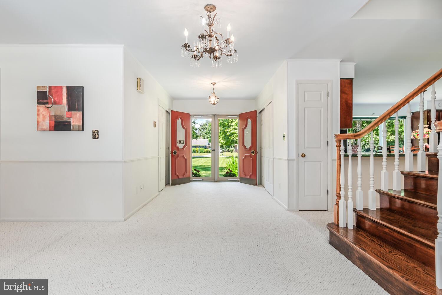 5533 Whitehall Road Cambridge, MD 21613 - Photo 9 of 38 Foyer