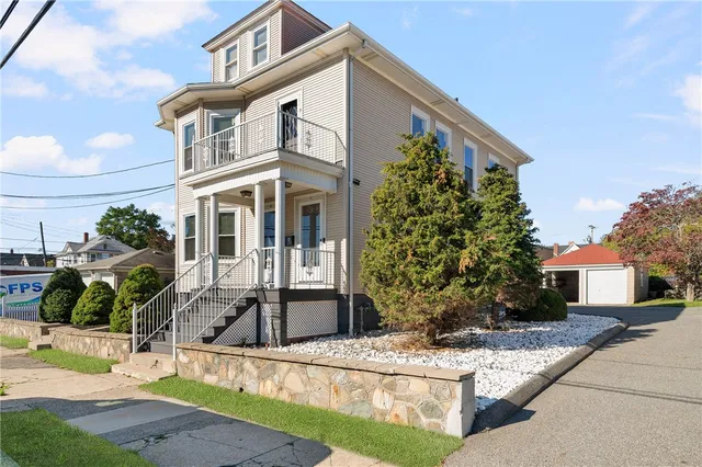 $599,900 | 4 South Carpenter Street, East Providence, RI 02914
